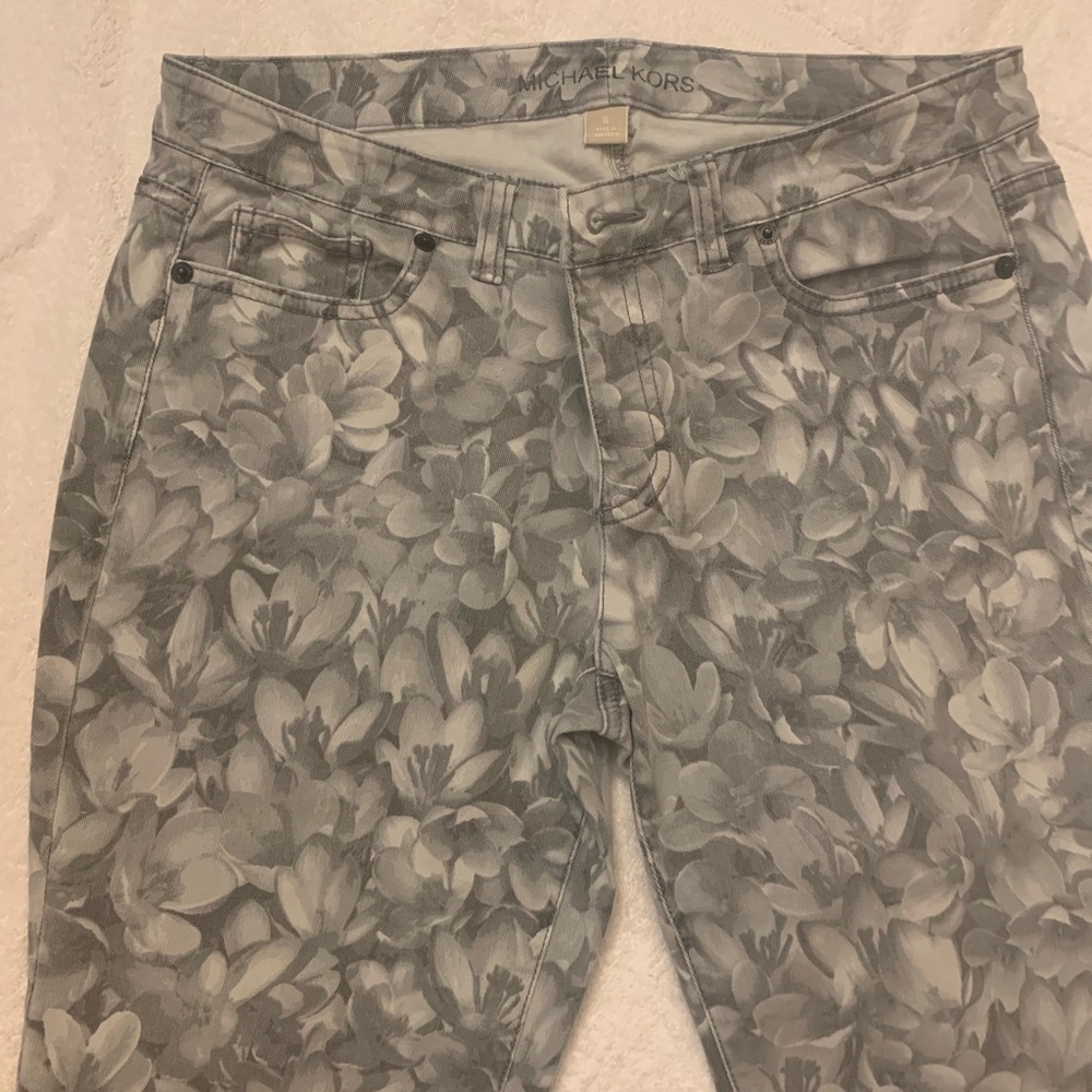 (SOLD) Michael kors Skinny floral  pants for women